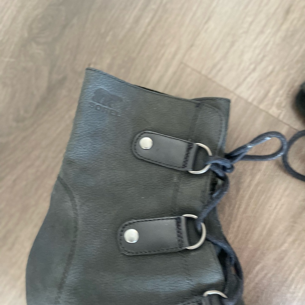 Sorel Joan of Artic Leather Wedge Weatherproof Boots in Black - Picture 3 of 9